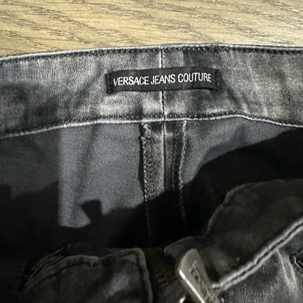 Versace Jeans Couture size 24 women’s pants - Picture 2 of 5